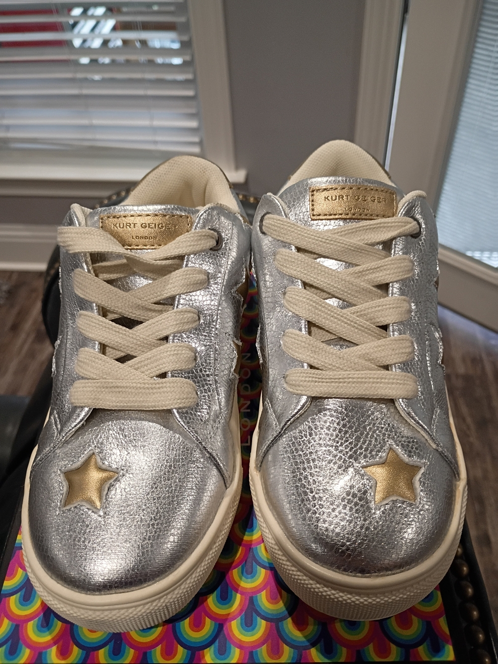 Kurt Geiger Mini Lane Star Silver Metallic Sneakers w/ Gold - Girls Size 1 New